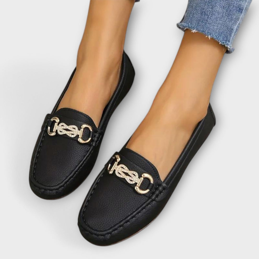 Cordula - Schwarze Loafer mit Spange